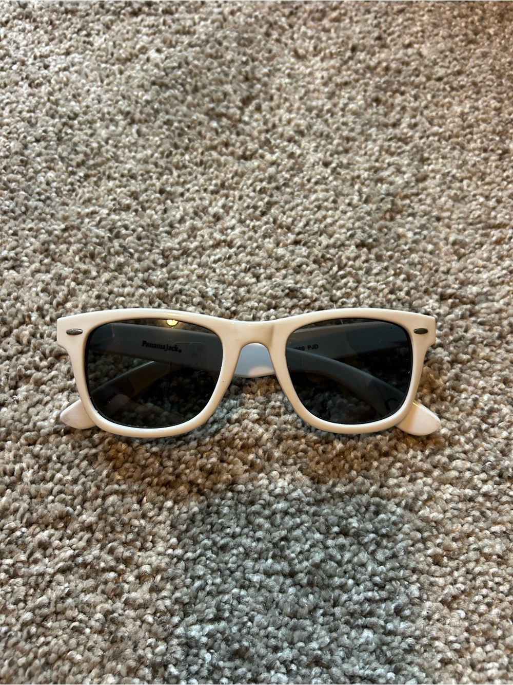 Panama Jack womans White Frame Sunglasses with Dark Lenses